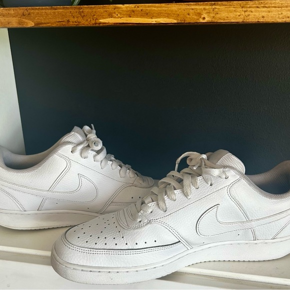 Nike Men's Classic White Sneakers size 12 - Picture 2 of 5